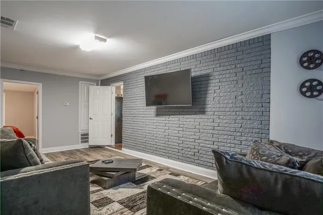 $3,800 | 2640 Casher Drive, Decatur, GA 30034