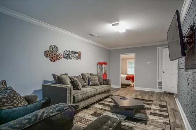 $3,800 | 2640 Casher Drive, Decatur, GA 30034