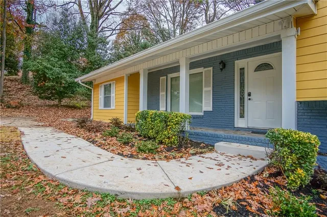 $3,800 | 2640 Casher Drive, Decatur, GA 30034