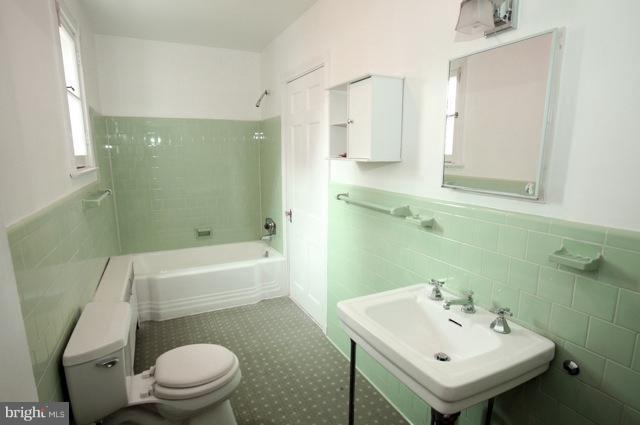 1st floor full bath