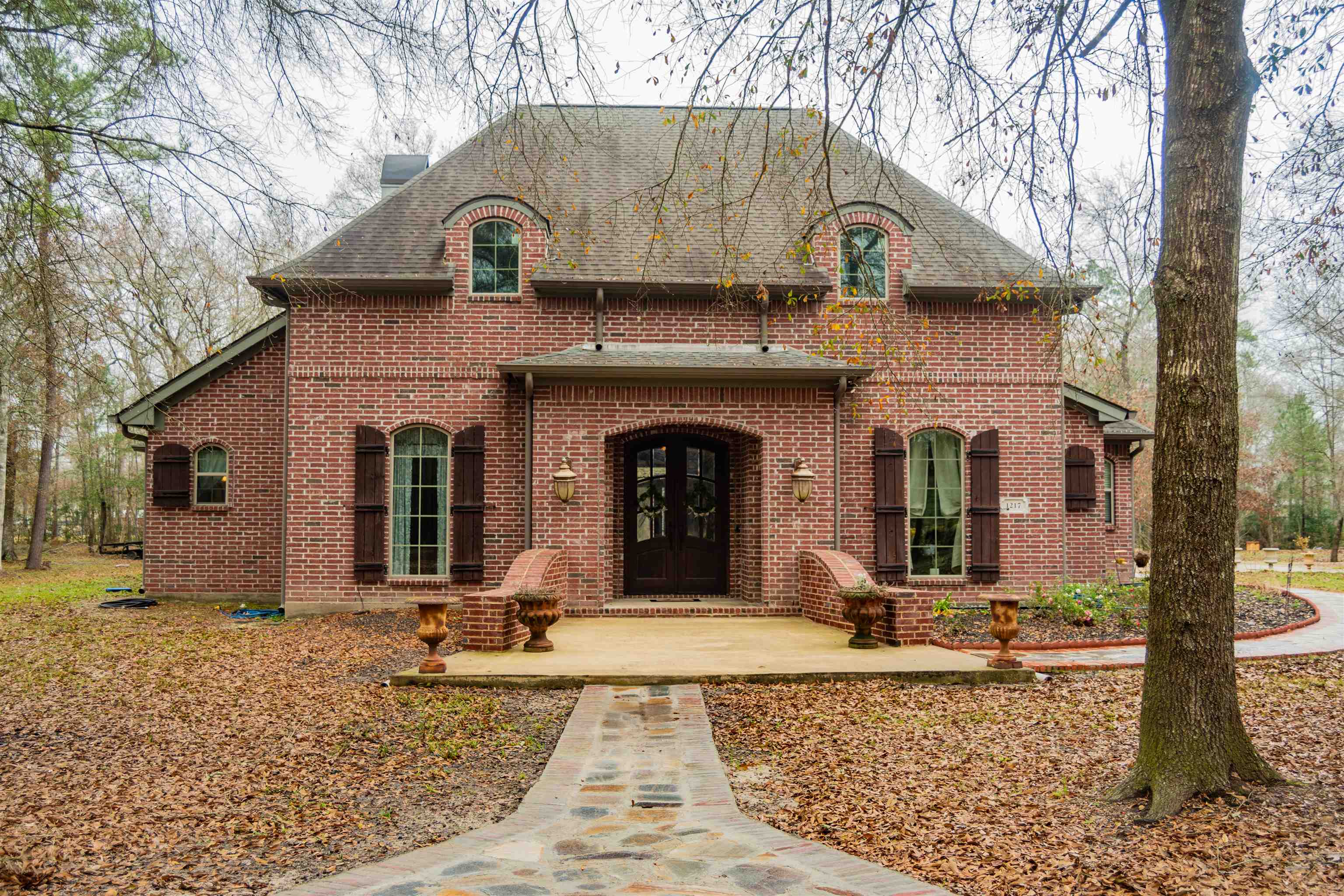 1217 Liston Road Orange, TX 77630 - Photo 2 of 27