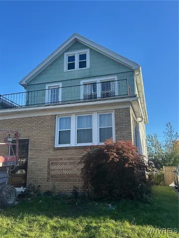 $1,400 | 156 Eiseman Avenue, Unit 1, Buffalo, NY 14217