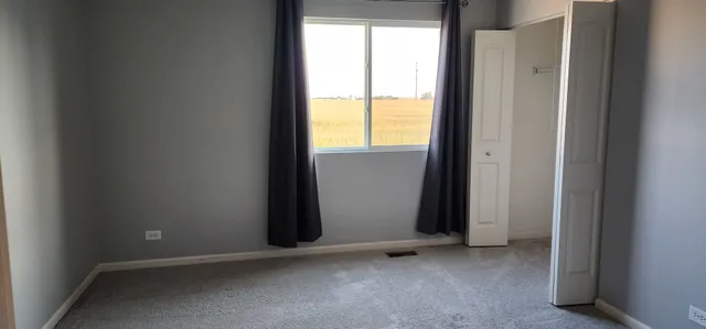 $400,400 | 6010 Winterhaven Drive, Joliet, IL 60431