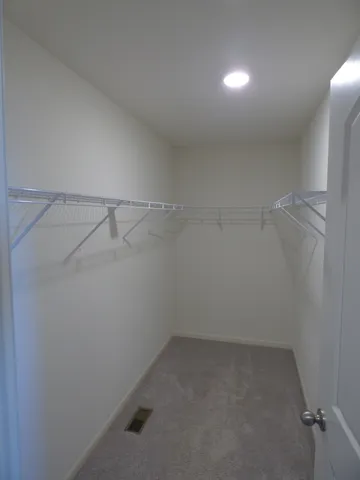 $400,400 | 6010 Winterhaven Drive, Joliet, IL 60431