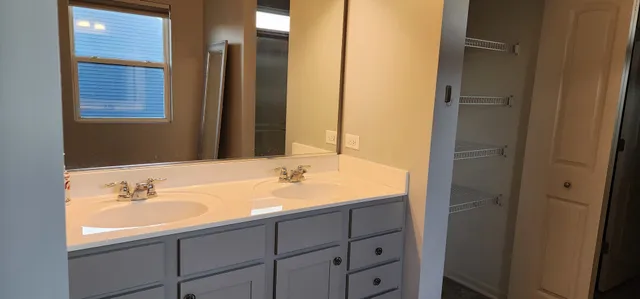 $400,400 | 6010 Winterhaven Drive, Joliet, IL 60431