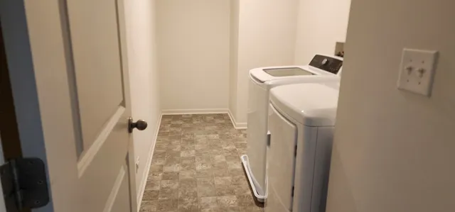 $400,400 | 6010 Winterhaven Drive, Joliet, IL 60431