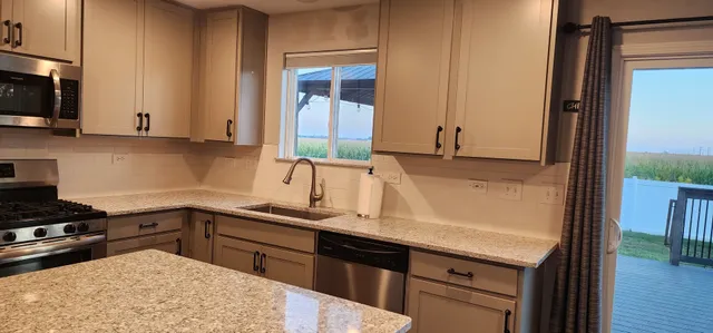 $400,400 | 6010 Winterhaven Drive, Joliet, IL 60431