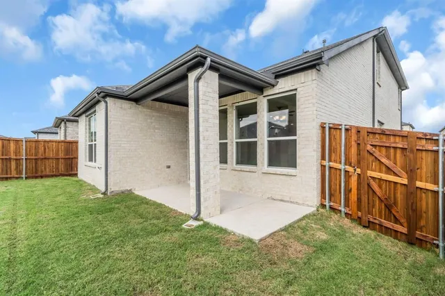 a view of a house with garden