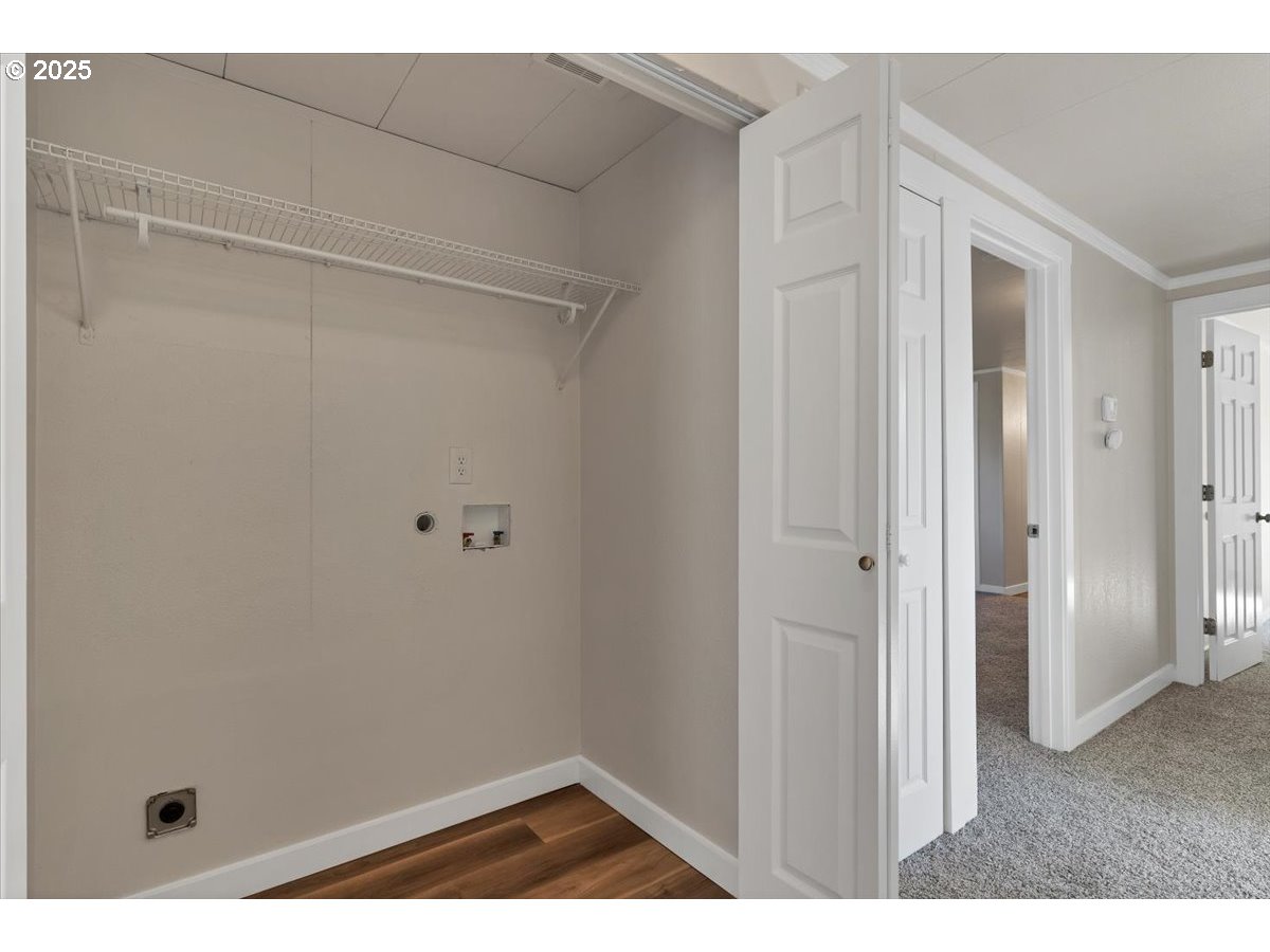 204 South 3rd Street Carlton, OR 97111 - Photo 23 of 38