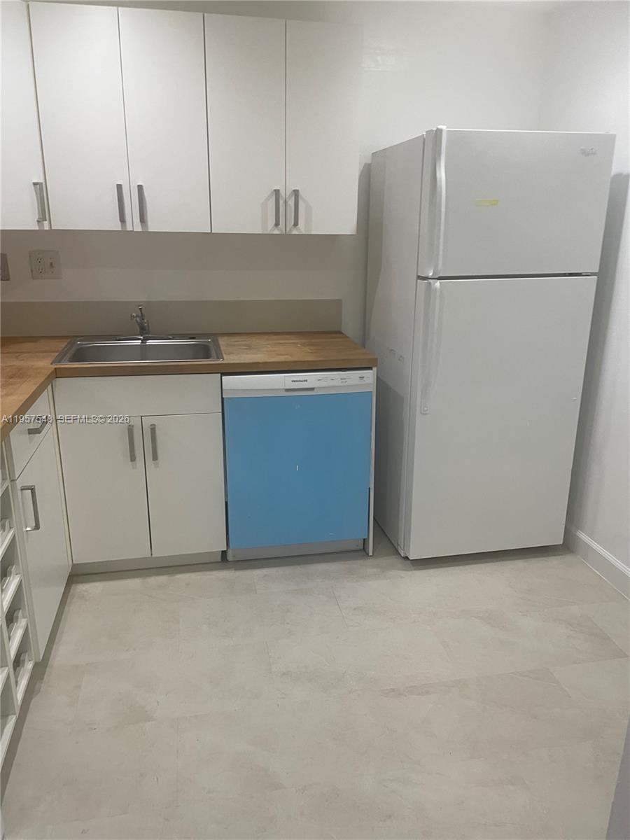 10525 Southwest 112th Avenue, Unit 315 Miami, FL 33176 - Photo 3 of 9