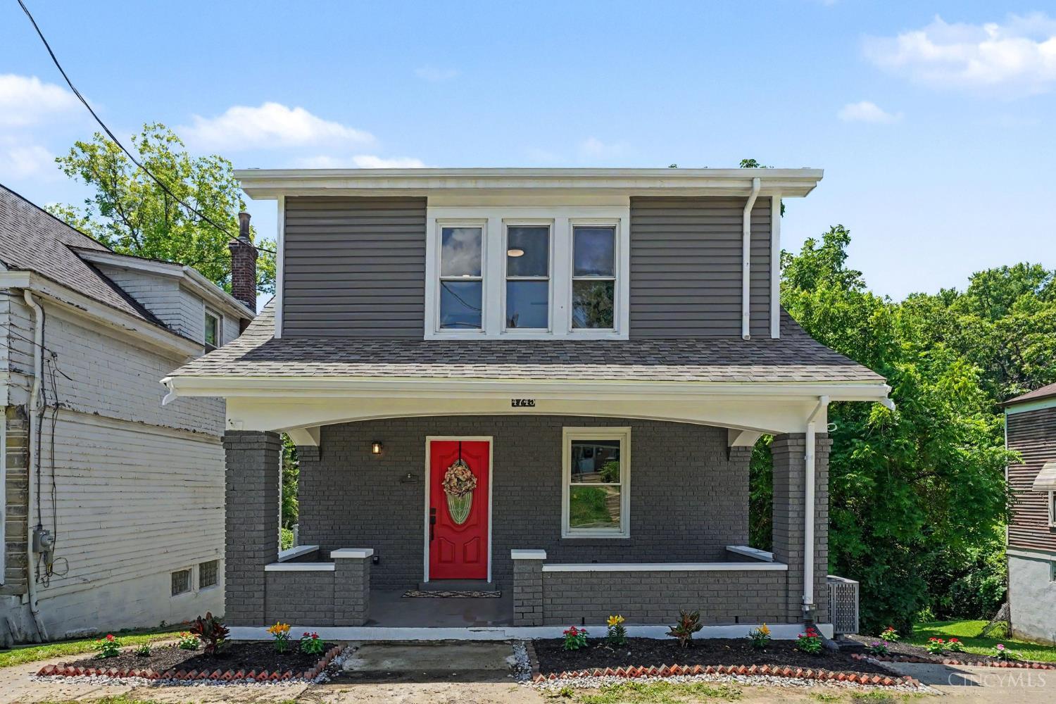 4745 Guerley Road Cincinnati, OH 45238 - Photo 3 of 29