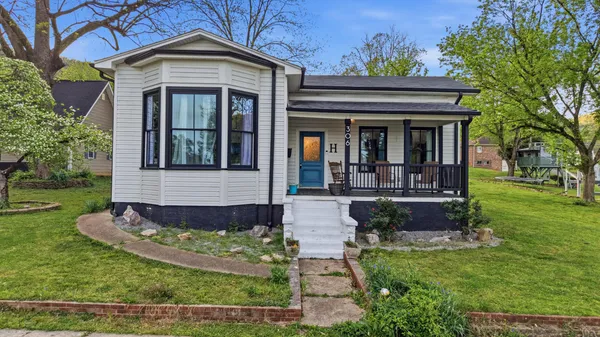 $305,000 | 306 Pine Avenue, South Pittsburg, TN 37380