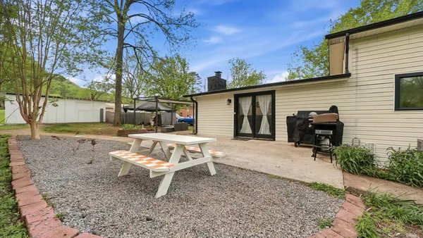 $305,000 | 306 Pine Avenue, South Pittsburg, TN 37380
