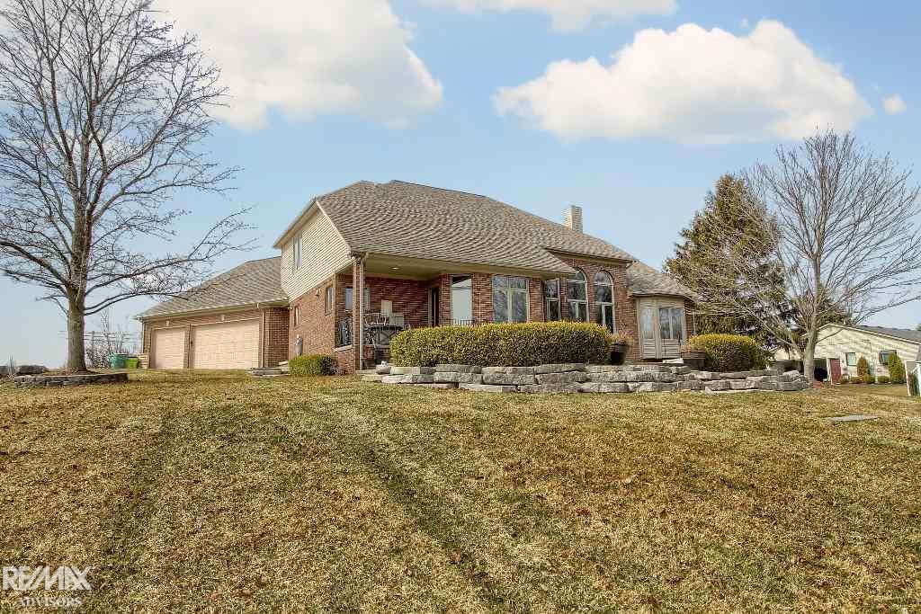 54200 Romeo Plank Road Macomb, MI 48042 - Photo 32 of 38