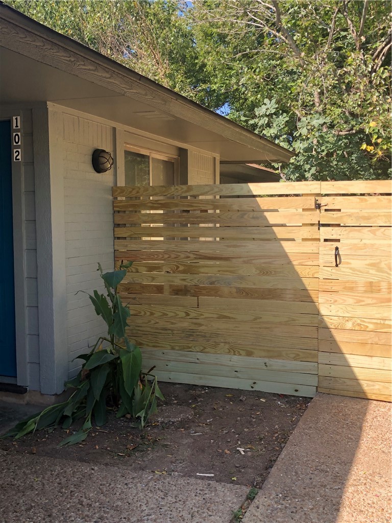 6502 South 1st Street, Unit 102 Austin, TX 78745 - Photo 20 of 26 a view of a terrace