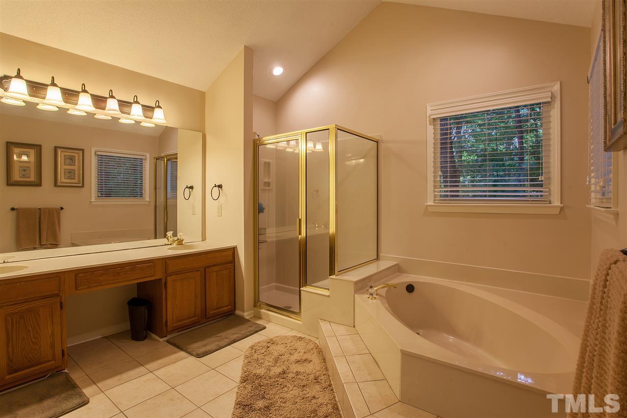 121 Nuttree Way Durham, NC 27713 - Photo 19 of 26