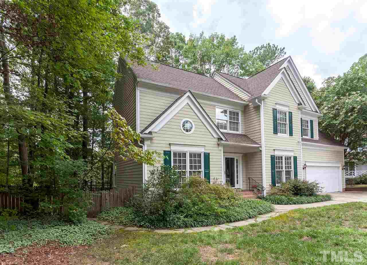 121 Nuttree Way Durham, NC 27713 - Photo 3 of 26