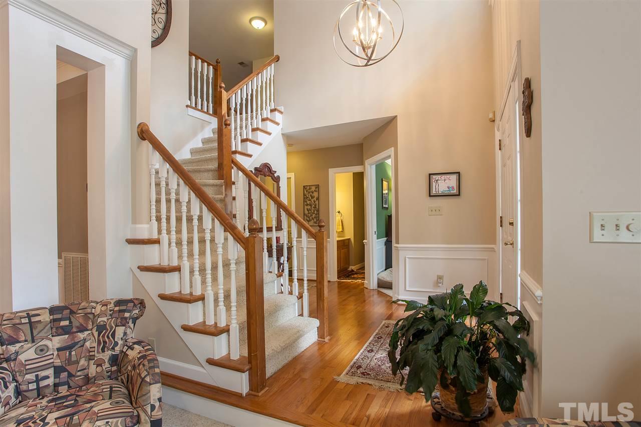 121 Nuttree Way Durham, NC 27713 - Photo 4 of 26