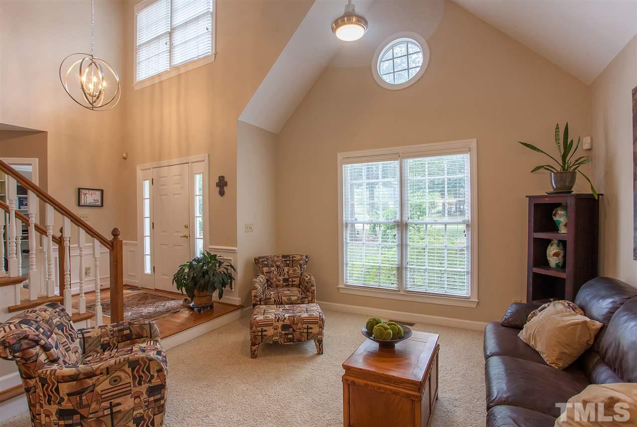 121 Nuttree Way Durham, NC 27713 - Photo 5 of 26