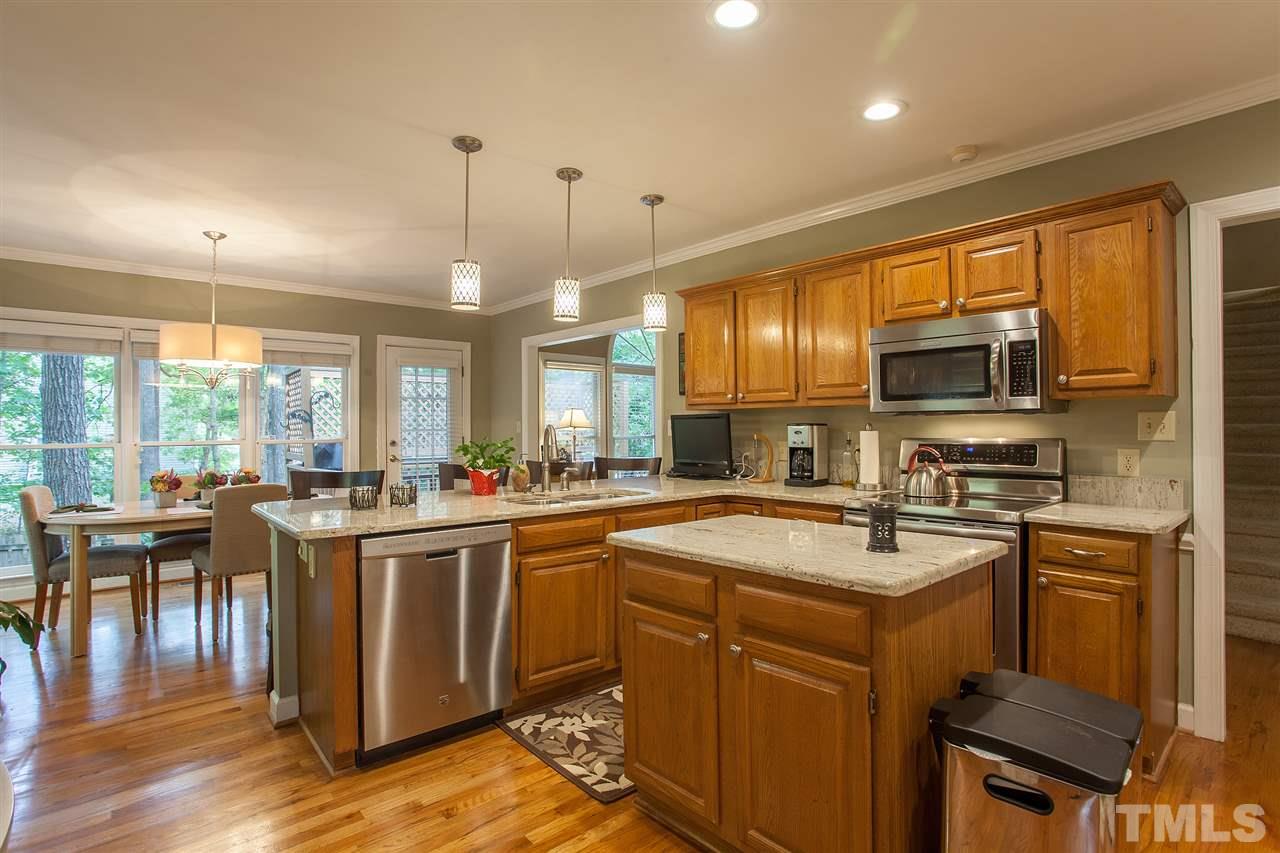 121 Nuttree Way Durham, NC 27713 - Photo 8 of 26