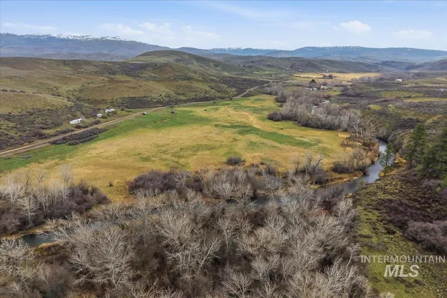 $729,800 | 2168 Middle Fork Road, Council, ID 83612