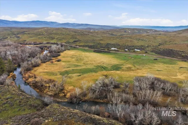 $729,800 | 2168 Middle Fork Road, Council, ID 83612