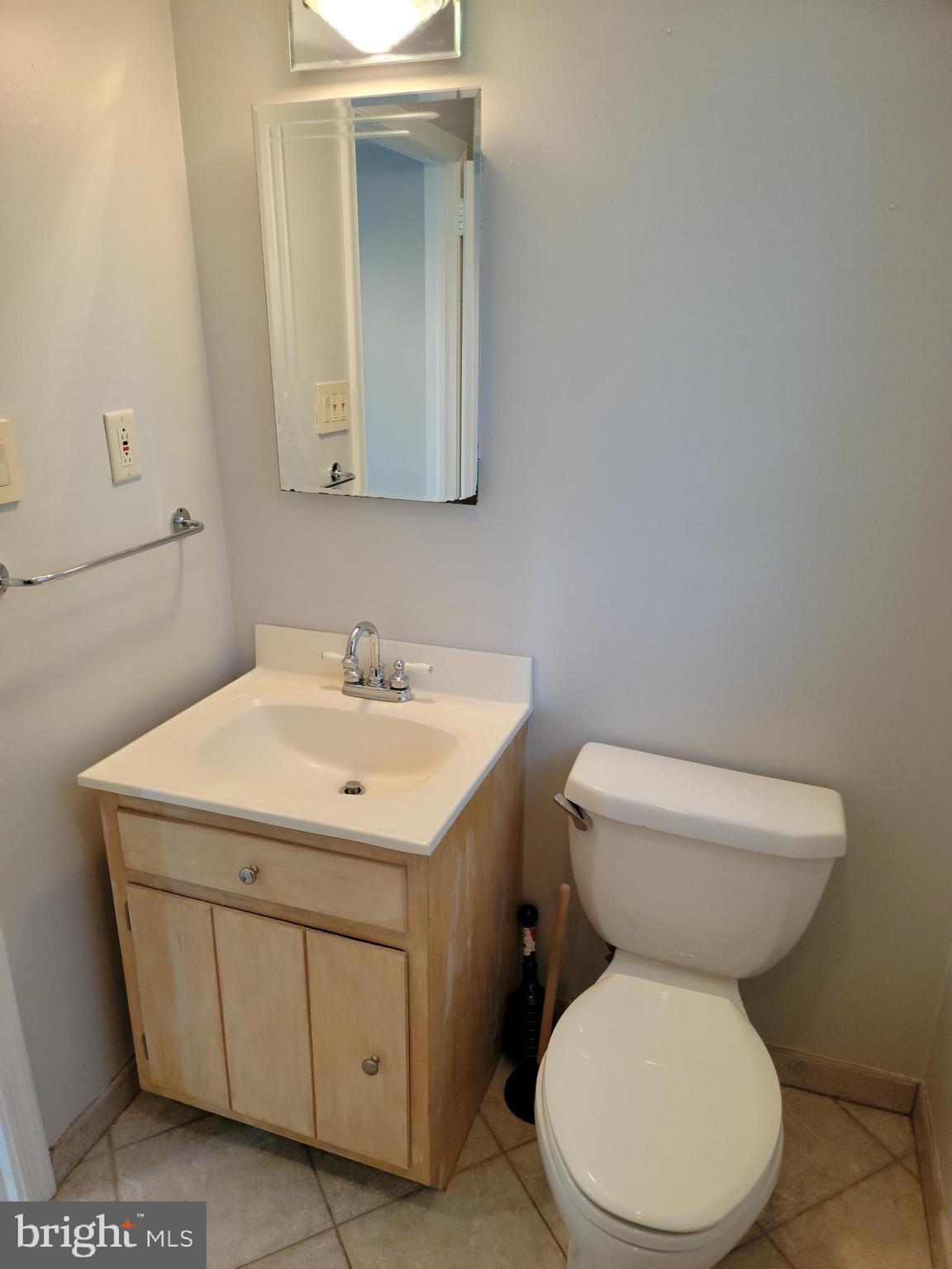 722 Kenmare Road Bala Cynwyd, PA 19004 - Photo 16 of 24