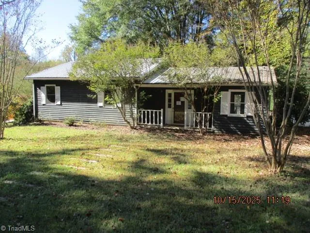 $190,000 | 107 Glenwood Avenue, Jonesville, NC 28642