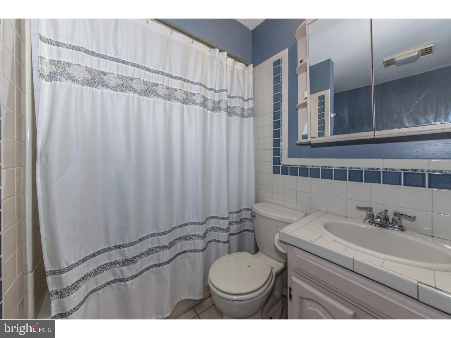 28 Goodrock Road Levittown, PA 19057 - Photo 19 of 25