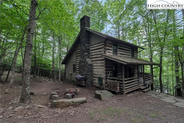 $359,900 | 682 Stonebridge Lane, Todd, NC 28684