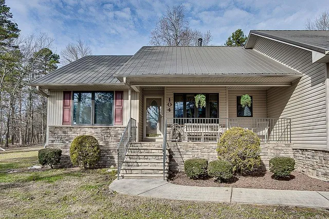 $479,900 | 104 Willowbrook Drive, Thomasville, NC 27360