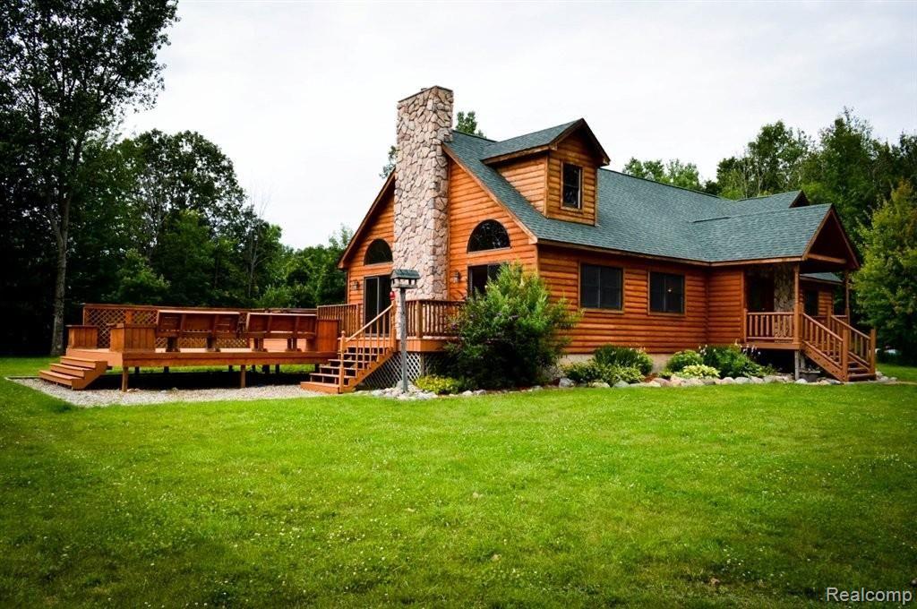 8801 Crawford Road Columbus, MI 48063 - Photo 21 of 25 25-5 (1280x851).jpg