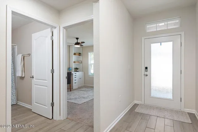 a view of a livingroom with furniture