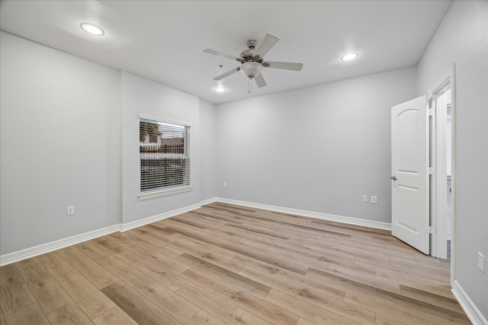 3501 Chenevert Street, Unit 7 Houston, TX 77004 - Photo 10 of 21 Bedroom featuring a large closet and natural light.