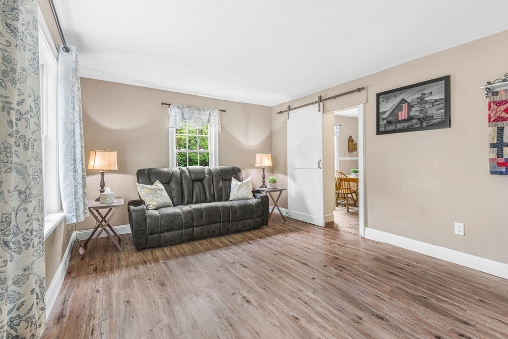 4 4th Road Hopkinton, MA 01748 - Photo 14 of 27 Gallery Image 14
