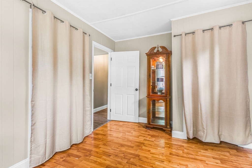 4 4th Road Hopkinton, MA 01748 - Photo 18 of 27 Gallery Image 18