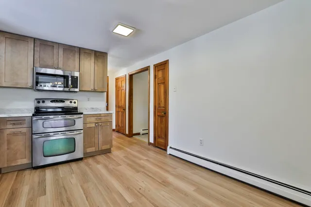 $550,000 | 12 Beaver Lake Road, Derry, NH 03038