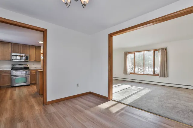 $550,000 | 12 Beaver Lake Road, Derry, NH 03038