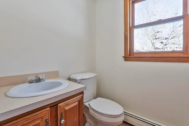 $550,000 | 12 Beaver Lake Road, Derry, NH 03038