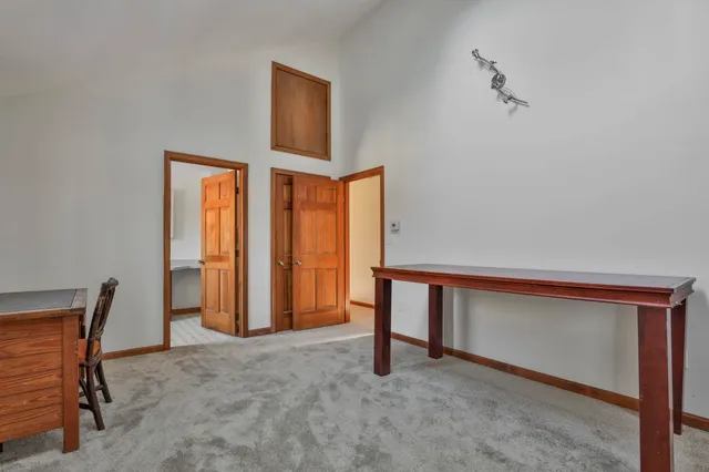 $550,000 | 12 Beaver Lake Road, Derry, NH 03038