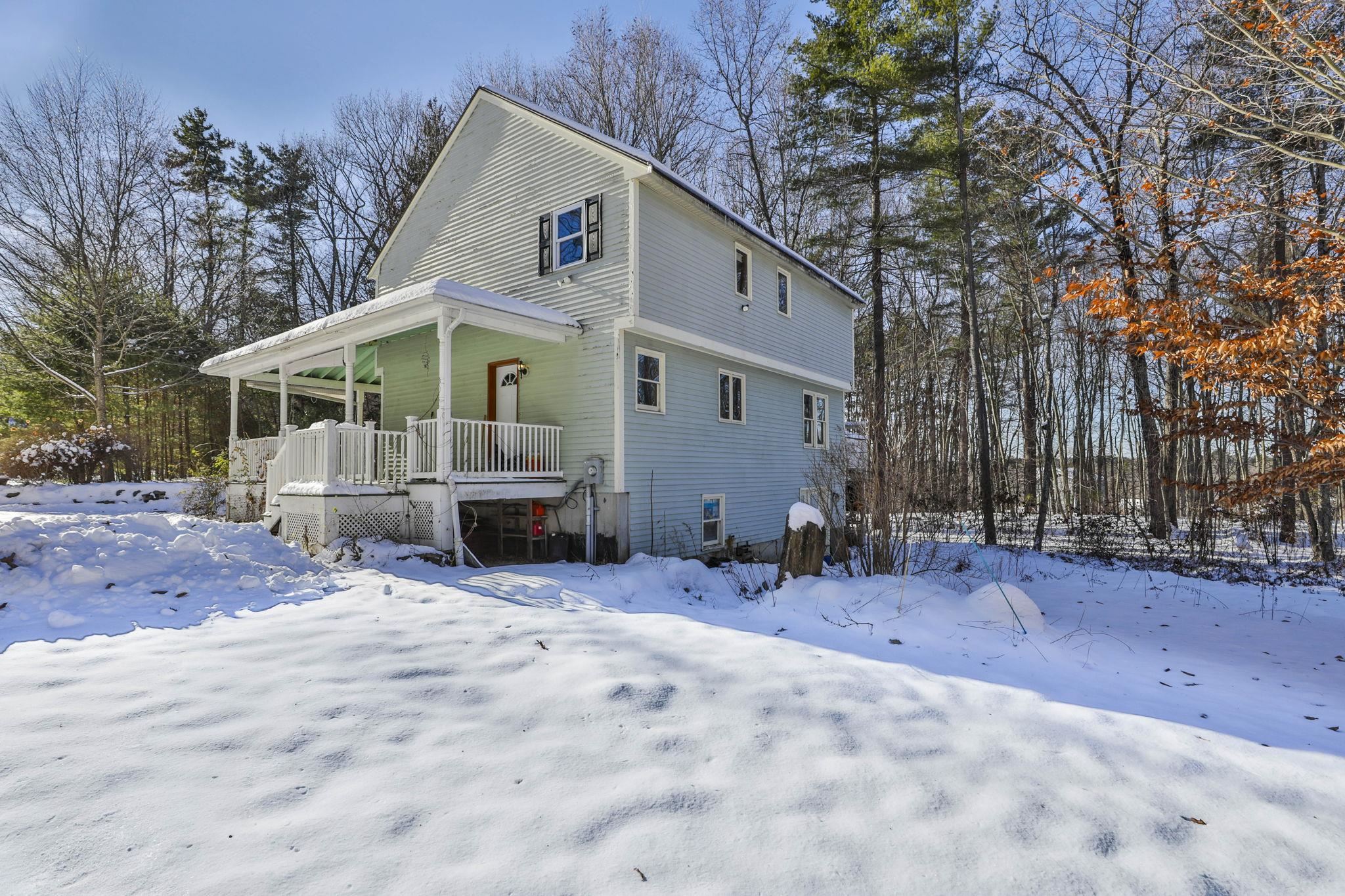 12 Beaver Lake Road Derry, NH 03038 - Photo 5 of 35 Gallery Image 5