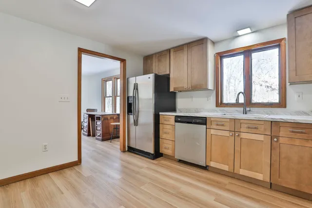 $550,000 | 12 Beaver Lake Road, Derry, NH 03038