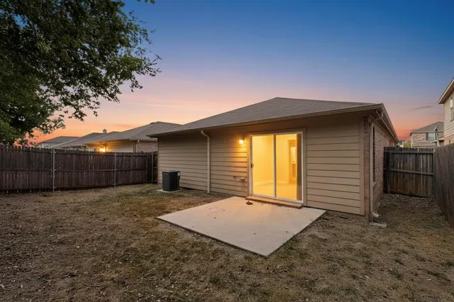 $2,050 | 9120 Sun Haven Way, Fort Worth, TX 76244