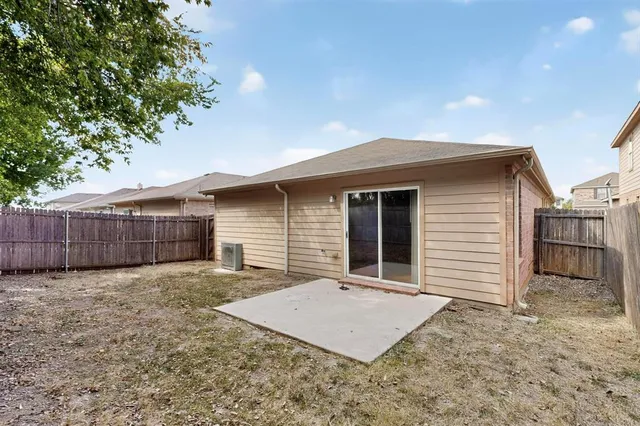 $2,050 | 9120 Sun Haven Way, Fort Worth, TX 76244