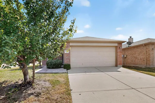 $2,050 | 9120 Sun Haven Way, Fort Worth, TX 76244