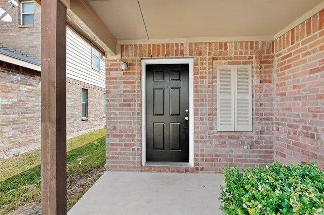 $2,050 | 9120 Sun Haven Way, Fort Worth, TX 76244