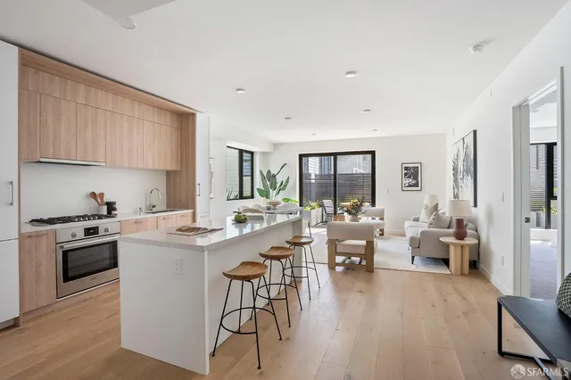 $1,899,000 | 915 North Point Street, Unit 206, San Francisco, CA 94109