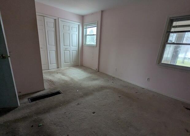 14271 Woodbury Road Haslett, MI 48840 - Photo 3 of 14 1st bedroom