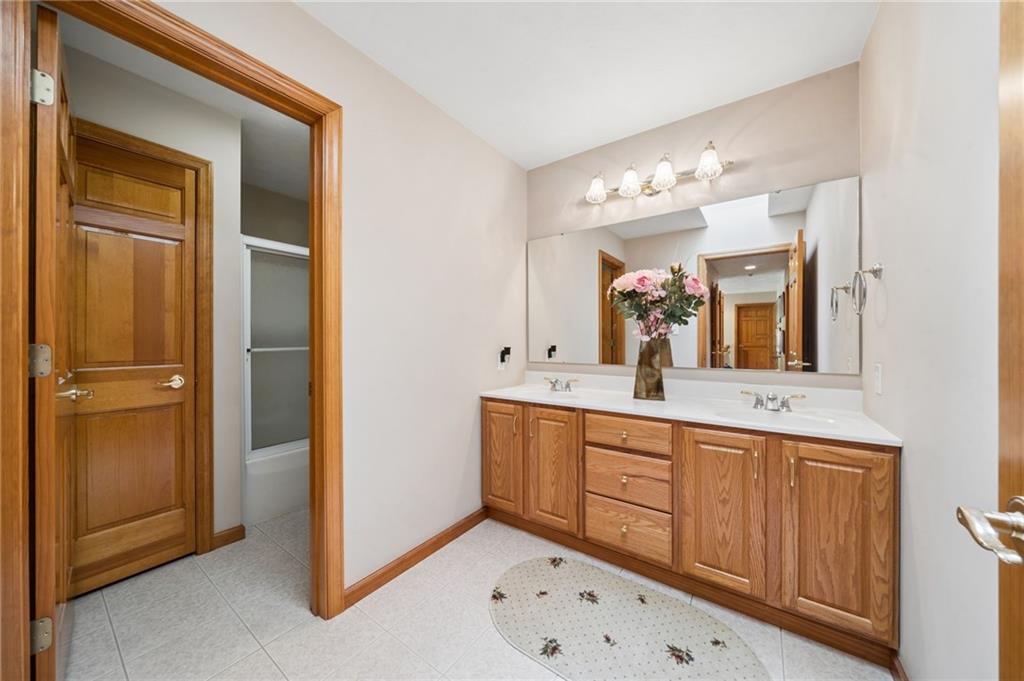 809 Rembrandt Circle Irwin, PA 15642 - Photo 30 of 41