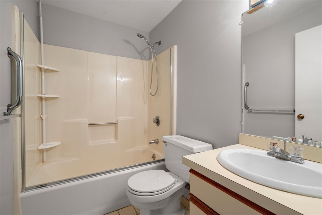 85 Victoria Heights Road, Unit 85 Boston, MA 02136 - Photo 10 of 24